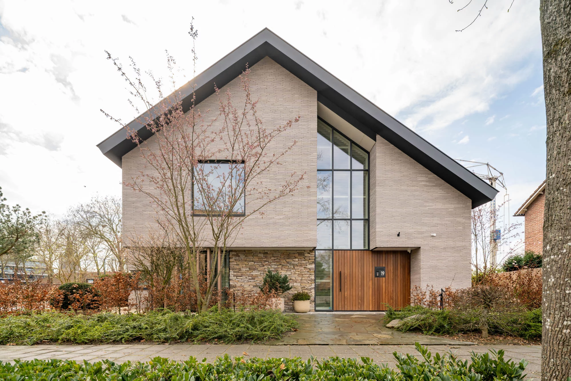 Villa | J. Adams